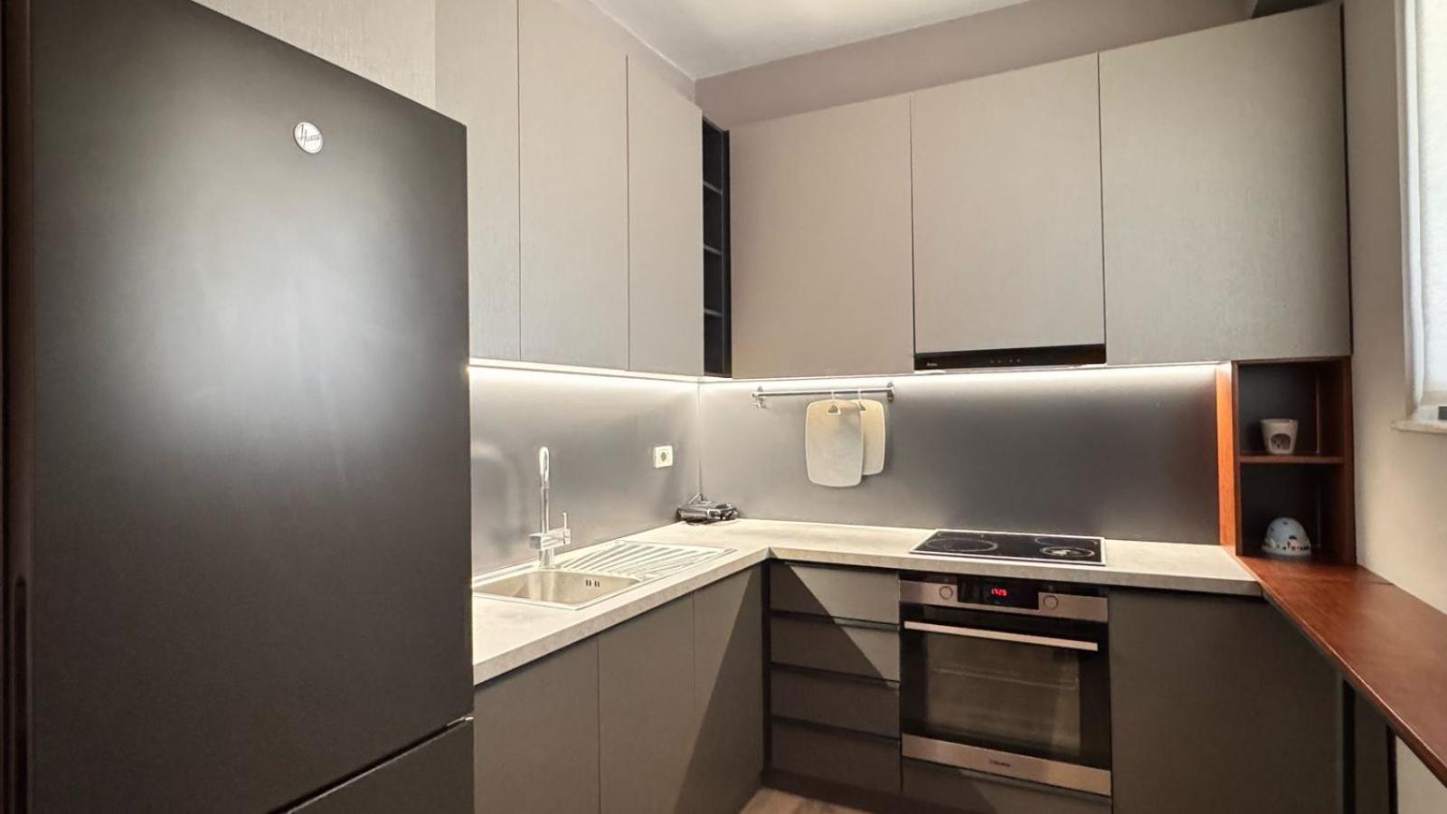 Terrace Flat In Heart Of Tirana Apartment Ngoại thất bức ảnh