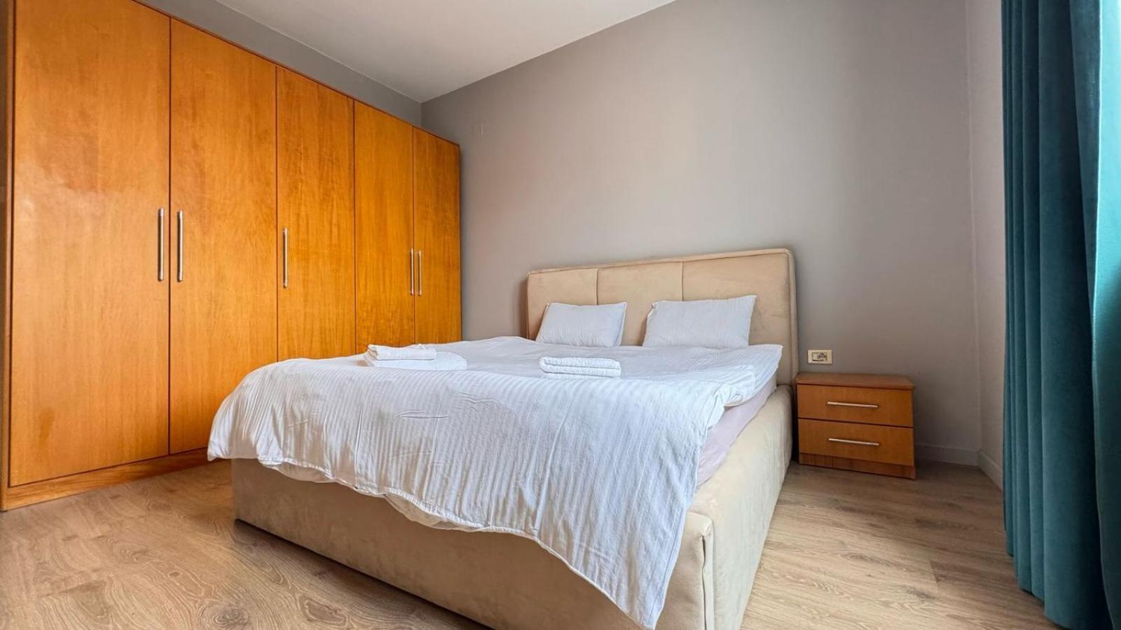 Terrace Flat In Heart Of Tirana Apartment Ngoại thất bức ảnh